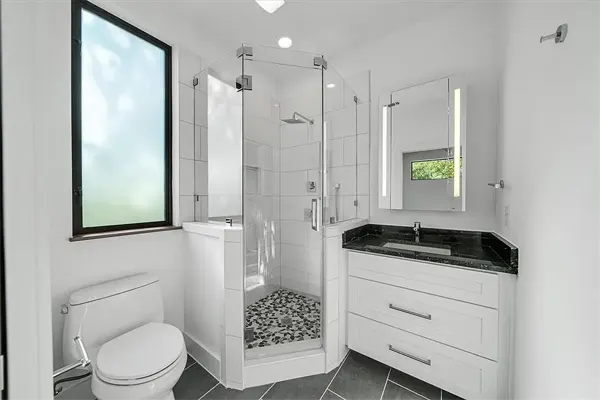 Bath Remodelers pic